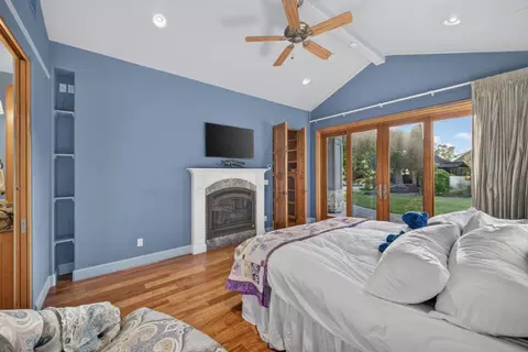 Bedroom - 1509 Walnut Dr, Campbell, CA 95008 photo 3 of 7