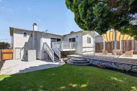 Exterior - 2591 Jacobs St, Hayward, CA 94541 photo 7 of 12