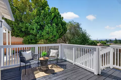Exterior - 2591 Jacobs St, Hayward, CA 94541 photo 4 of 12