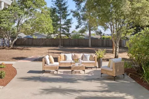 Exterior - 1762 Pilgrim Ave, Mountain View, CA 94040 photo 3 of 6