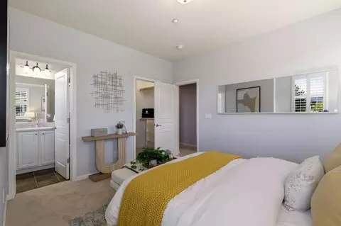Bedroom - 181 Hart Ct, Mountain View, CA 94043 photo 2 of 3