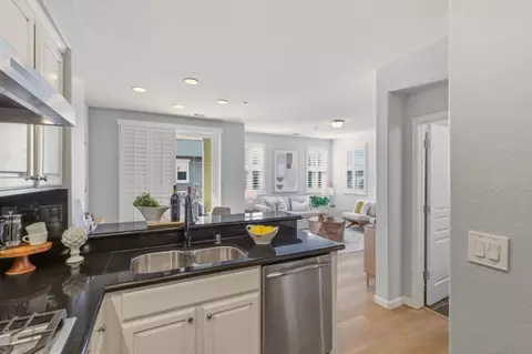 Kitchen - 181 Hart Ct, Mountain View, CA 94043 photo 5 of 5