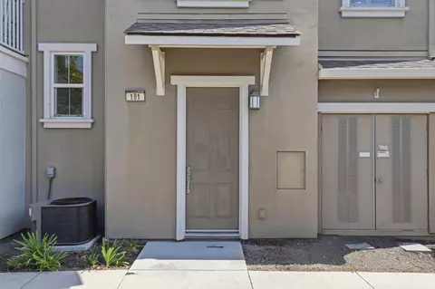 Exterior - 181 Hart Ct, Mountain View, CA 94043 photo 3 of 9