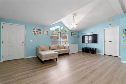 5450 Monterey Rd 59, San Jose, CA 95111