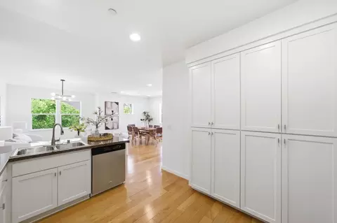 Entry Way - 1908 Aberdeen Ln, Mountain View, CA 94043 photo 1 of 2