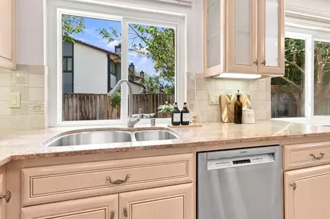 Kitchen - 1109 Wright Ave, Mountain View, CA 94043 photo 2 of 5