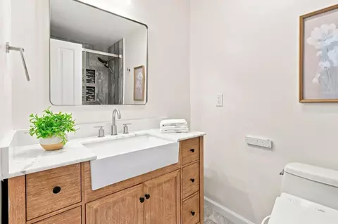 Bath - 1109 Wright Ave, Mountain View, CA 94043 photo 3 of 3