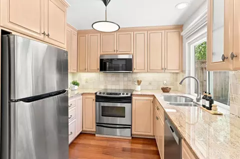 Kitchen - 1109 Wright Ave, Mountain View, CA 94043 photo 4 of 5