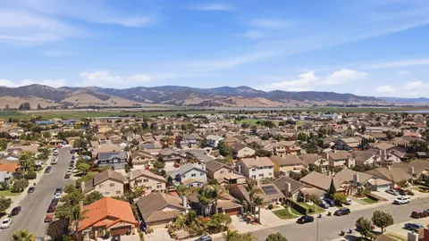 View/Area - 1055 Eagle Dr, Salinas, CA 93905 photo 2 of 4
