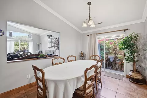 Dining - 1055 Eagle Dr, Salinas, CA 93905 photo 2 of 2