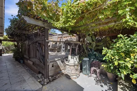 Exterior - 1055 Eagle Dr, Salinas, CA 93905 photo 13 of 14
