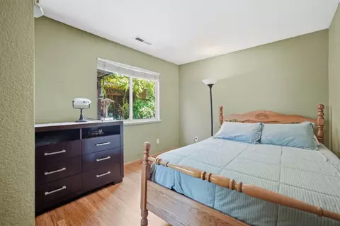 Bedroom - 1055 Eagle Dr, Salinas, CA 93905 photo 2 of 4