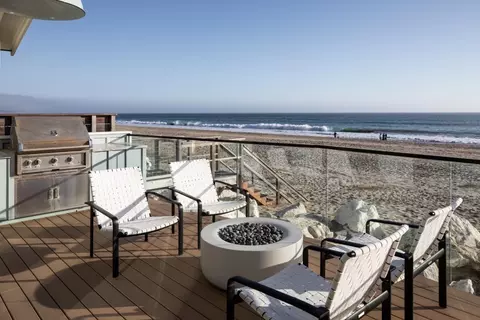 Exterior - 638 Beach Dr, Aptos, CA 95003 photo 4 of 12