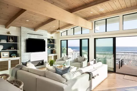 Living - 638 Beach Dr, Aptos, CA 95003 photo 3 of 3