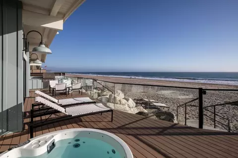 Exterior - 638 Beach Dr, Aptos, CA 95003 photo 6 of 12