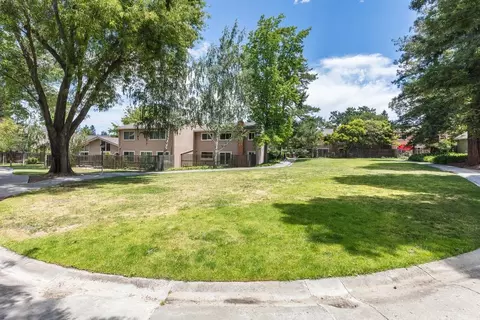 Exterior - 22964 Longdown Rd, Cupertino, CA 95014 photo 28 of 39