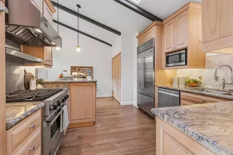 Kitchen - 22964 Longdown Rd, Cupertino, CA 95014 photo 4 of 5