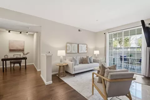 605 Arcadia Ter 104, Sunnyvale, CA 94085