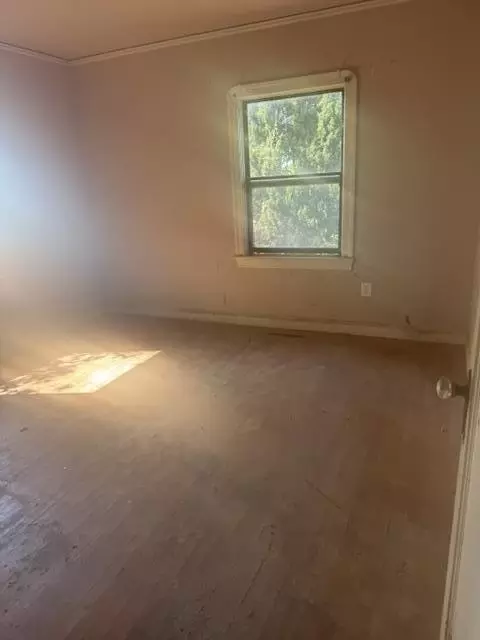Bedroom - 69 D St, Vallejo, CA 94590 photo 1 of 4