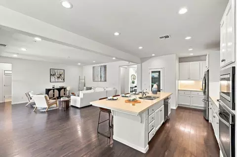 Entry Way - 4723 Avalon St, Tracy, CA 95377 photo 1 of 2
