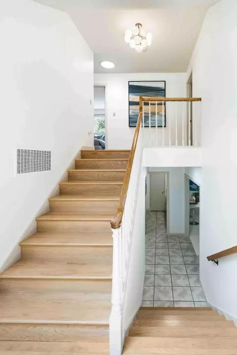 Entry Way - 545 Pine Ln, Los Altos, CA 94022 photo 1 of 1