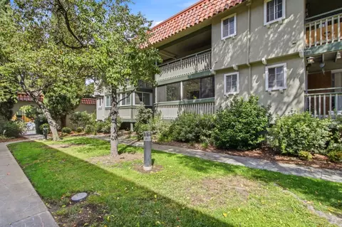 217 Kiely Blvd B, Santa Clara, CA 95051