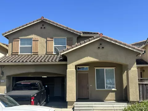 729 Vista Montana Dr, Watsonville, CA 95076