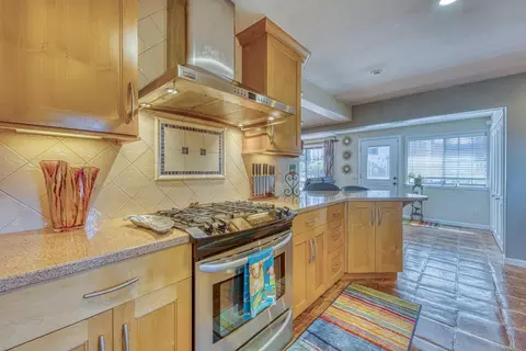 Kitchen - 202 Edinburgh Ave, Monterey, CA 93940 photo 4 of 6