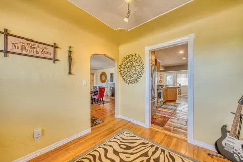 Entry Way - 202 Edinburgh Ave, Monterey, CA 93940 photo 1 of 2