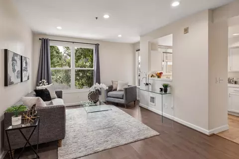Living - 108 Bryant St 25, Mountain View, CA 94041 photo 1 of 1