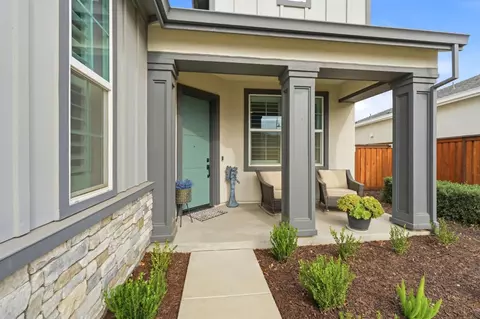 Exterior - 1158 Crescent Ave, Manteca, CA 95336 photo 5 of 22