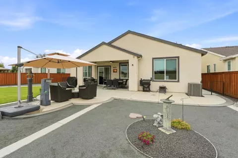 Exterior - 1158 Crescent Ave, Manteca, CA 95336 photo 12 of 22