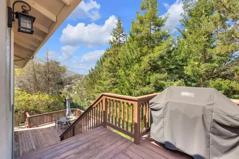 Exterior - 1117 Rainier Ave, Pacifica, CA 94044 photo 4 of 9