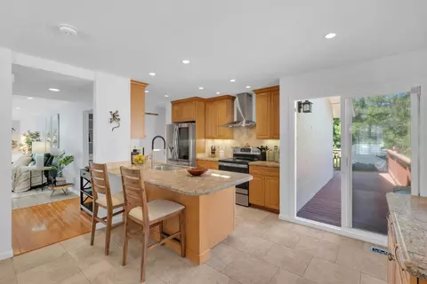 Kitchen - 1117 Rainier Ave, Pacifica, CA 94044 photo 3 of 6