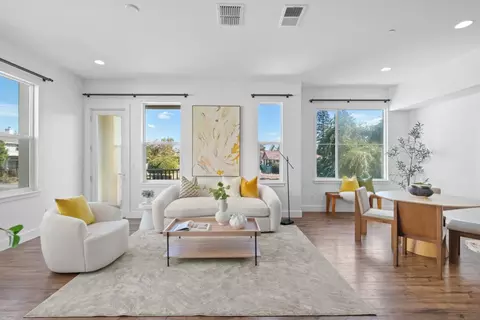 1308 Bernoulli Pl 2, San Jose, CA 95132