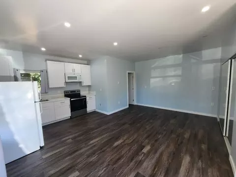 Living - 568 Admiral Callaghan Ln, Vallejo, CA 94591 photo 3 of 4
