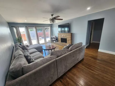 Living - 568 Admiral Callaghan Ln, Vallejo, CA 94591 photo 1 of 4