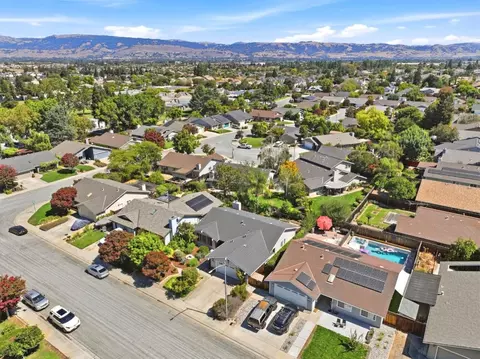 View/Area - 8568 Silvia St, Gilroy, CA 95020 photo 12 of 17