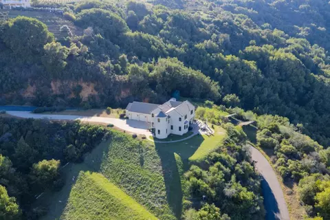 View/Area - 17599 Montebello Rd, Cupertino, CA 95014 photo 5 of 9