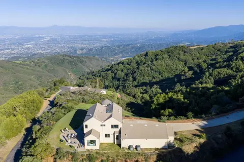 View/Area - 17599 Montebello Rd, Cupertino, CA 95014 photo 3 of 9