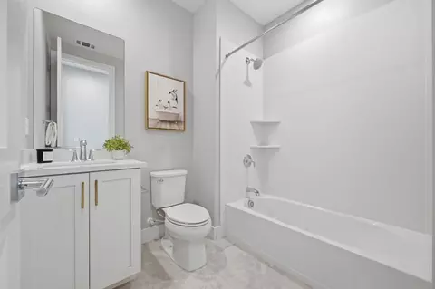 Bath - 2058 Tarob Ct, Milpitas, CA 95035 photo 2 of 3