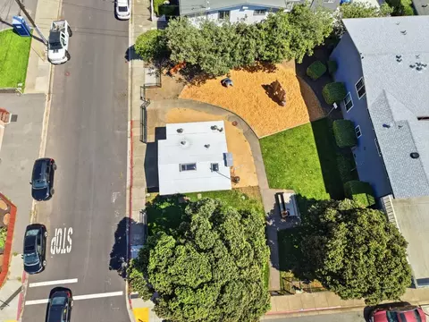 View/Area - 2338 Palmetto Ave, Pacifica, CA 94044 photo 1 of 11