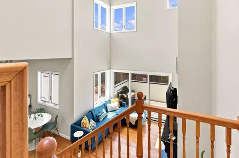 Entry Way - 2338 Palmetto Ave, Pacifica, CA 94044 photo 3 of 3