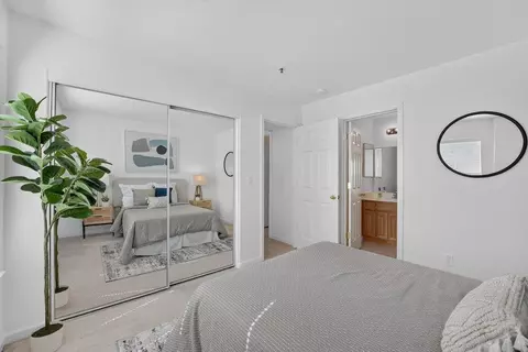 Bedroom - 233 Lighthouse Dr, Watsonville, CA 95076 photo 3 of 5