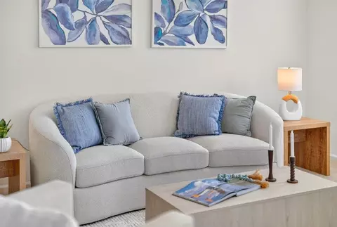 Living - 233 Lighthouse Dr, Watsonville, CA 95076 photo 2 of 3