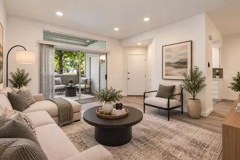 Living - 482 Shadowgraph Dr, San Jose, CA 95110 photo 3 of 4