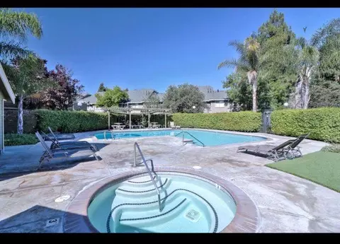 Exterior - 482 Shadowgraph Dr, San Jose, CA 95110 photo 5 of 6