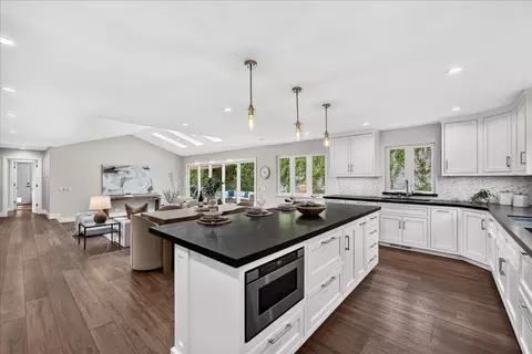Kitchen - 2705 Ramos Ct, Mountain View, CA 94040 photo 4 of 7
