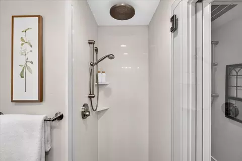Bath - 2705 Ramos Ct, Mountain View, CA 94040 photo 4 of 6