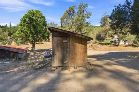 Exterior - 319 Echo Valley Rd, Prunedale, CA 93907 photo 6 of 11